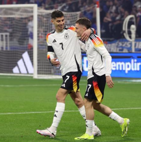 维尔茨：从德国闪耀到利物浦的困境与挑战