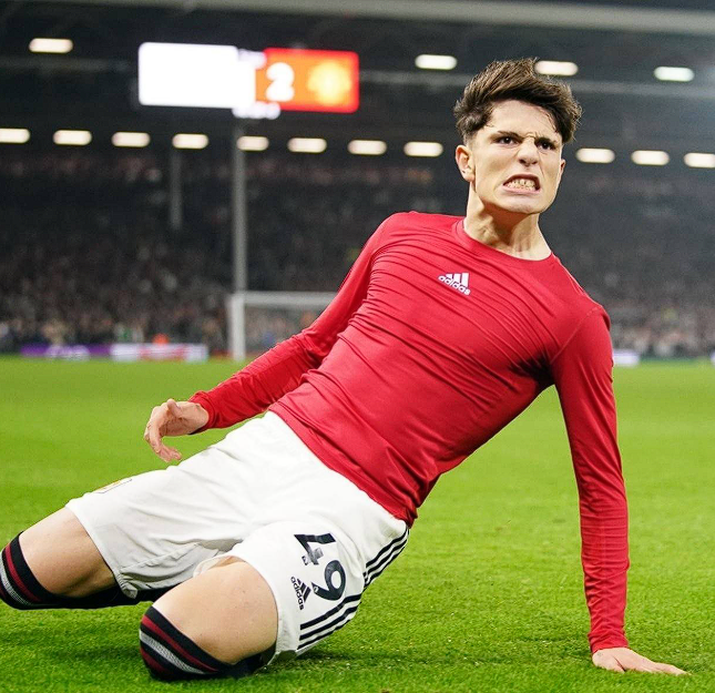 联赛杯征程：加纳乔助力切尔西，展望半决赛激战