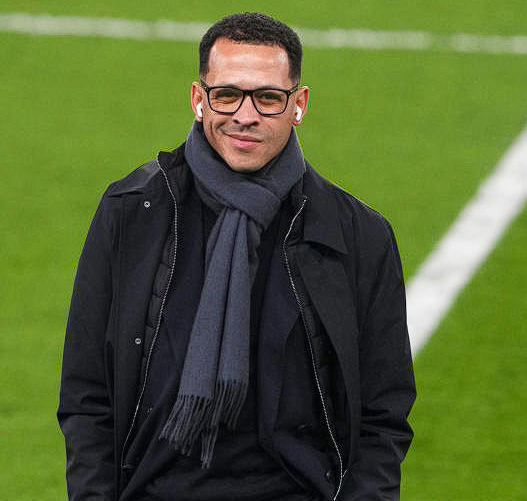 切尔西主帅罗塞尼尔：直面嘲弄，坚守执教初心